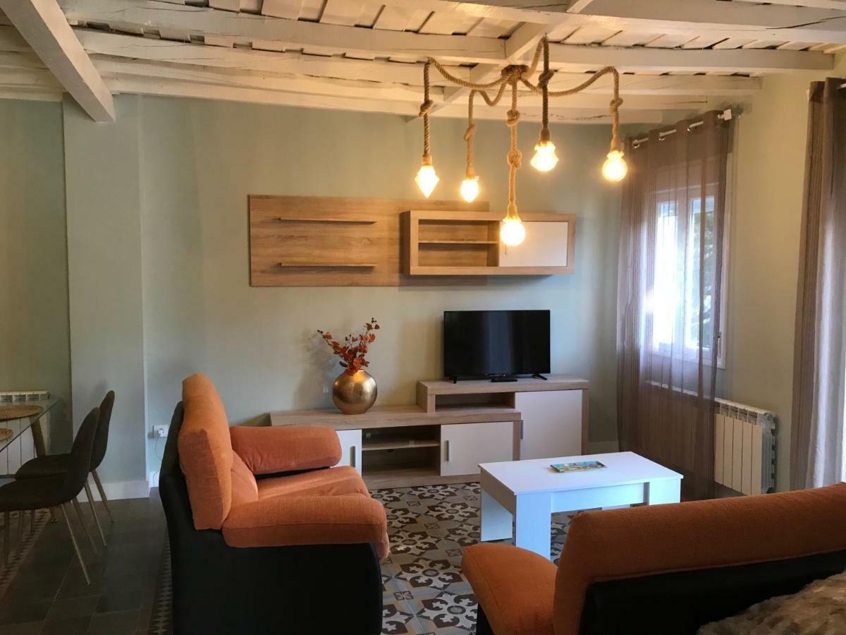 شقة Charcos De Gredos آريناس دي سان بيدرو المظهر الخارجي الصورة